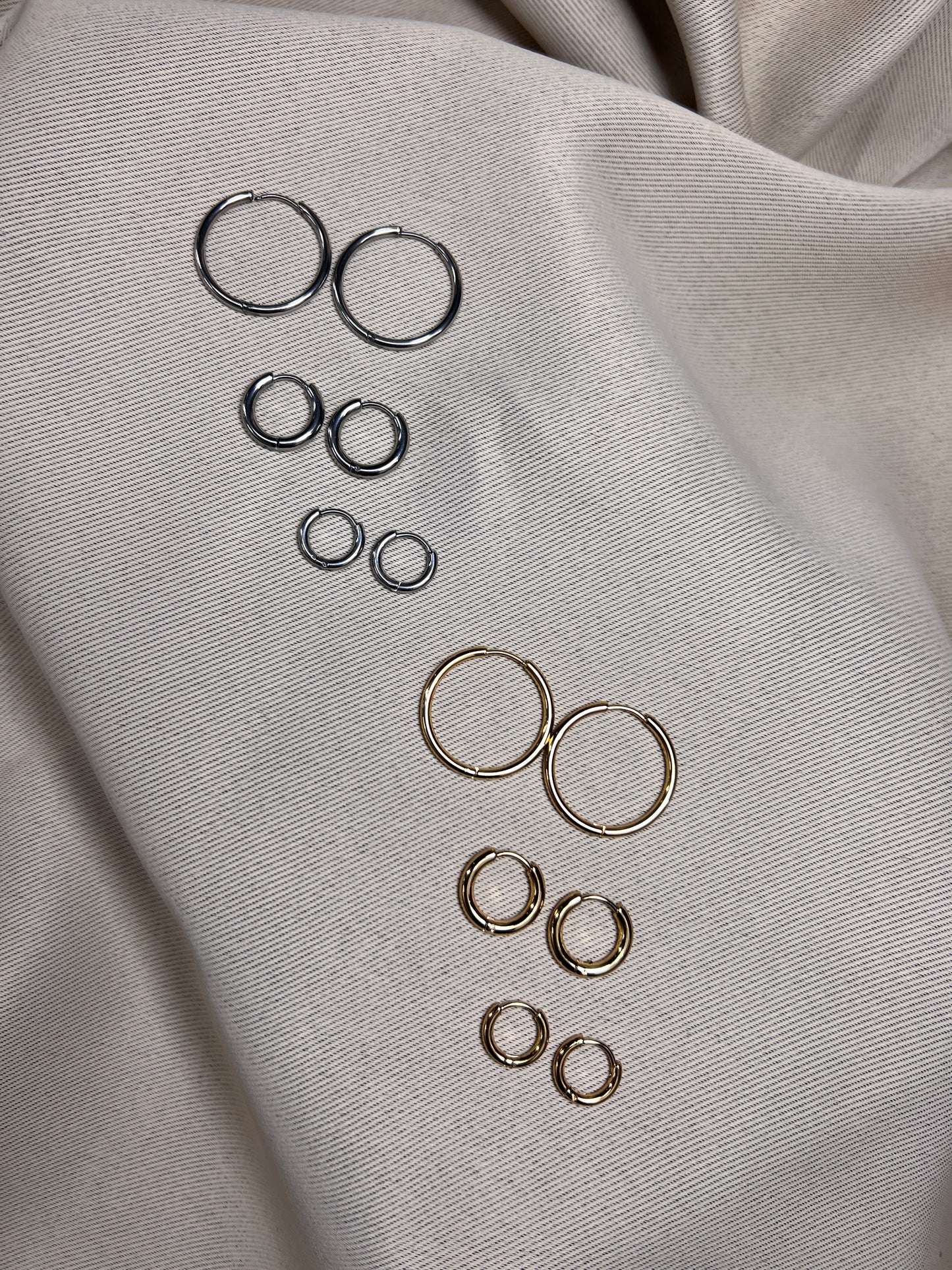 Ohrringe Hoops M.3 Gold