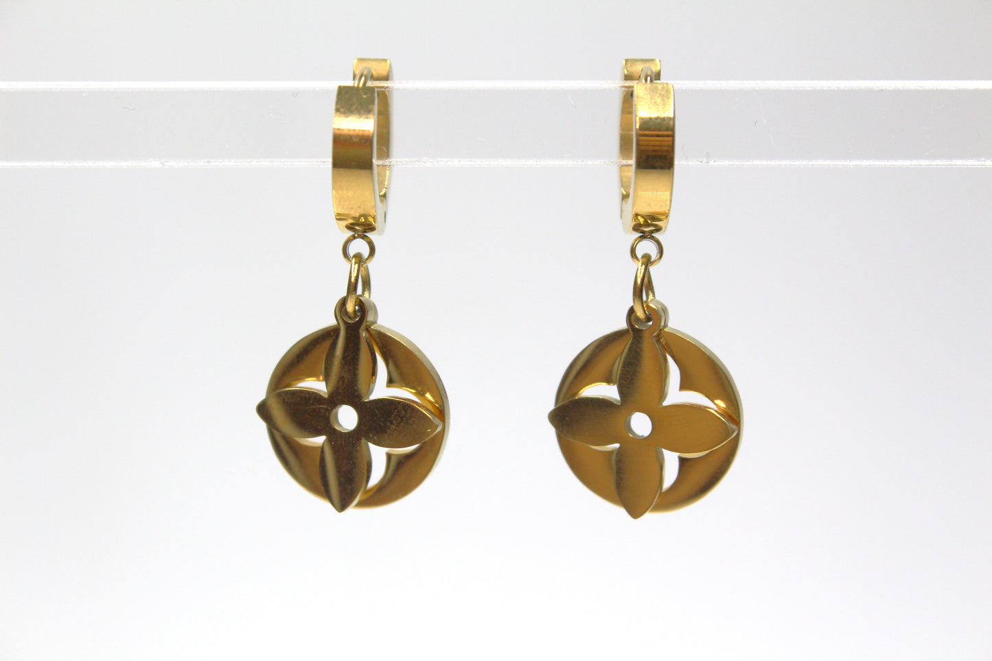 Ohrringe Hoop mit Blume Gold